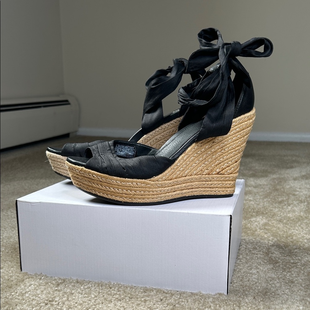 UGG Black/Tan Lace Up Espadrille Wedge Sandals